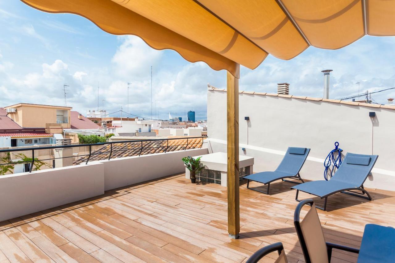 Puerto Beach Suites Valencia Exterior photo